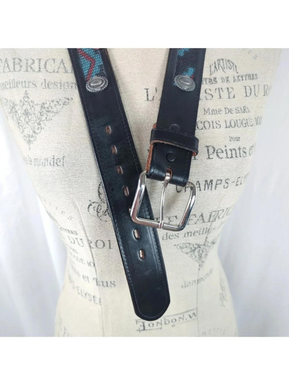 Vintage 90s Cowboy Legends Western Black Leather Belt Small Buckle